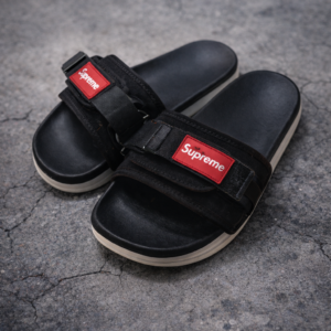 รองเท้าสวม Supreme NEW